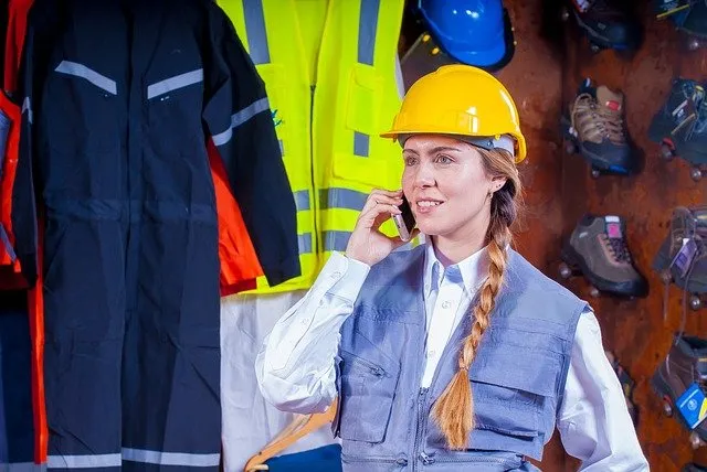 Jak czytać oznaczenia i normy obuwia roboczego?